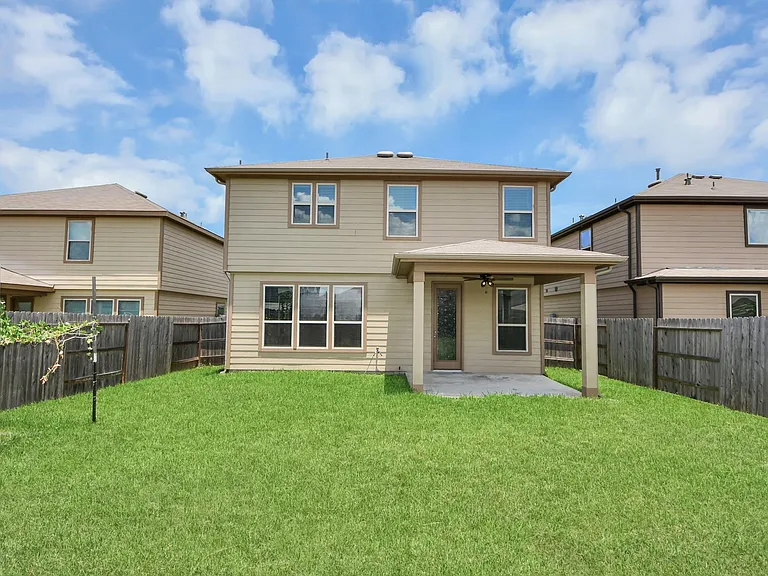 14611 Lofty Cedar Dr — Photo 32