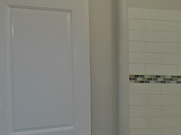 3rd image of 96 Waldo Ave #403