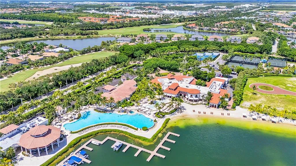 Miromar Lakes Beach And Golf Club — Photo 1