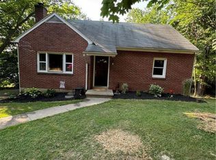 43 Heffner Dr, Sinking Spring, PA 19608