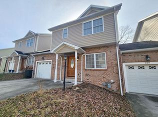 318 Villa View Dr, Morgantown, WV 26505