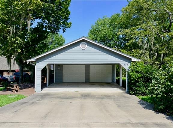 4th image of 530 Idlewilde Dr
