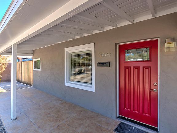2609 E Fairmount Ave-7