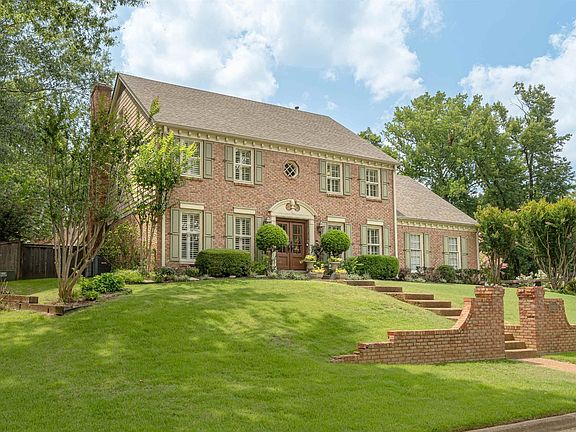 2nd image of 2075 Allen Court Dr
