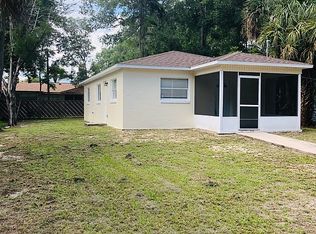1012 McNamee St, Leesburg, FL 34748
