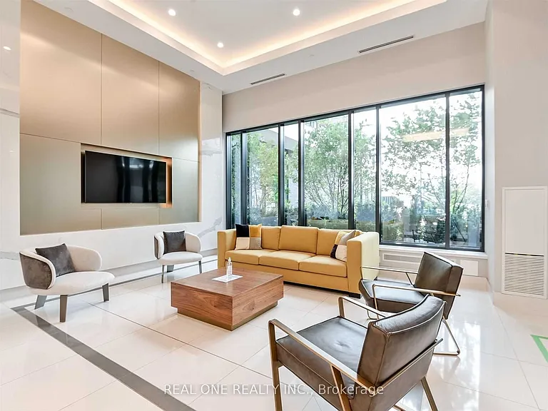 65 Watergarden Dr #403 — Photo 4