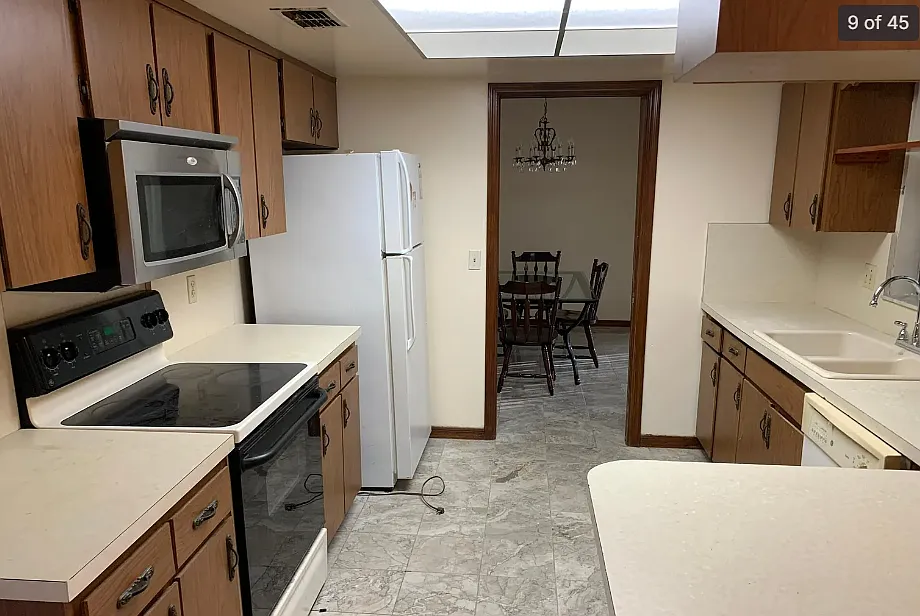 3 bed, 2926 sqft, $2,295 — Photo 3