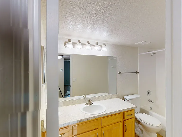 The Breyley Apartments — Photo 64