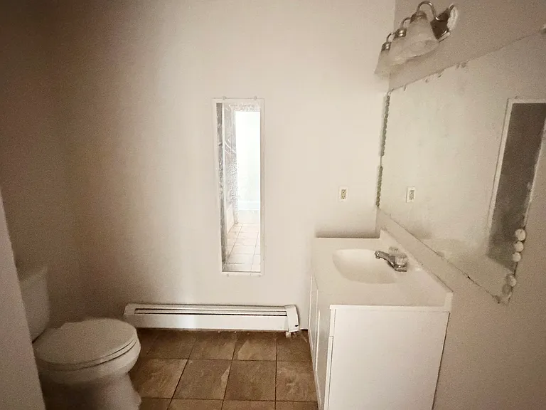 558 Columbia Ave #1 — Photo 16
