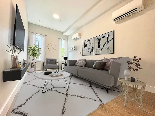 222 E 53rd St, Brooklyn, NY