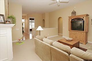4th image of 2790 Avalon Woods Dr