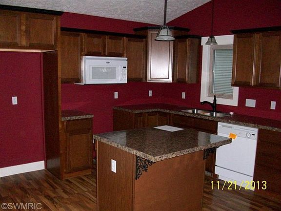 3rd image of 3508 Paige Dr