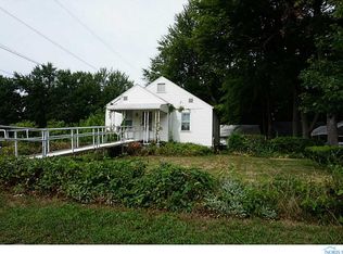 6137 Whiteford Rd, Sylvania, OH 43560