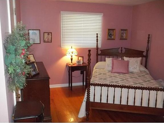 5th image of 456 E Main Blvd