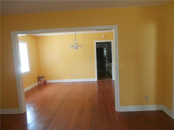 3rd image of 411 Central Ave