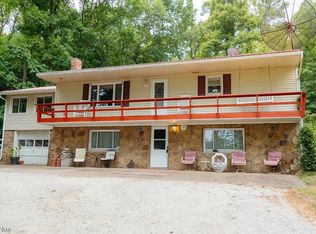 15992 Hatchery Rd, Senecaville, OH 43780
