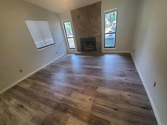 2nd image of 238 Somerset Dr