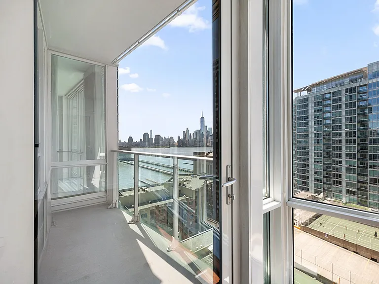 1 Shore Ln #1910/1911 — Photo 23