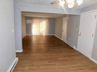 485 E Water St APT 3, Rockland, MA 02370