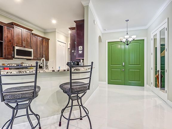 4th image of 3812 Kittyhawk Dr