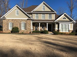 3823 Windsor Trl, Gainesville, GA 30506