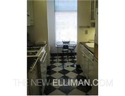 Rented by Douglas Elliman | media 28