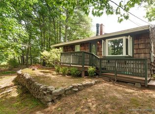 1 Pine Hill Rd, Cape Neddick, ME 03902