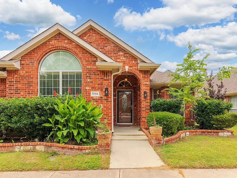 3704 Carmel Mountain Dr — Photo 3