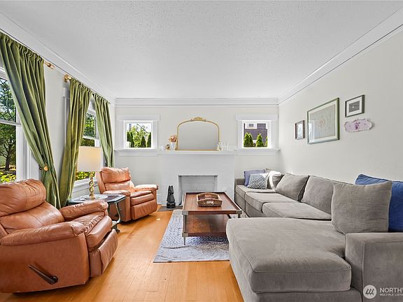 5th image of 802 S Junett Street