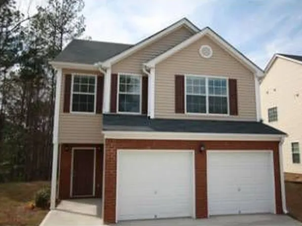 7622 Garnet Dr, Jonesboro, GA 30236