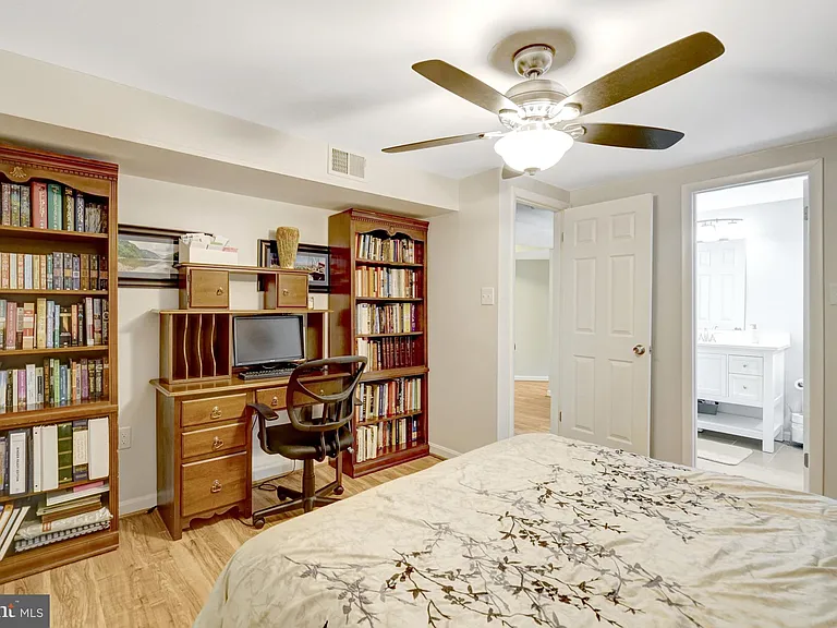 7729 Silver Sage Ct — Photo 63