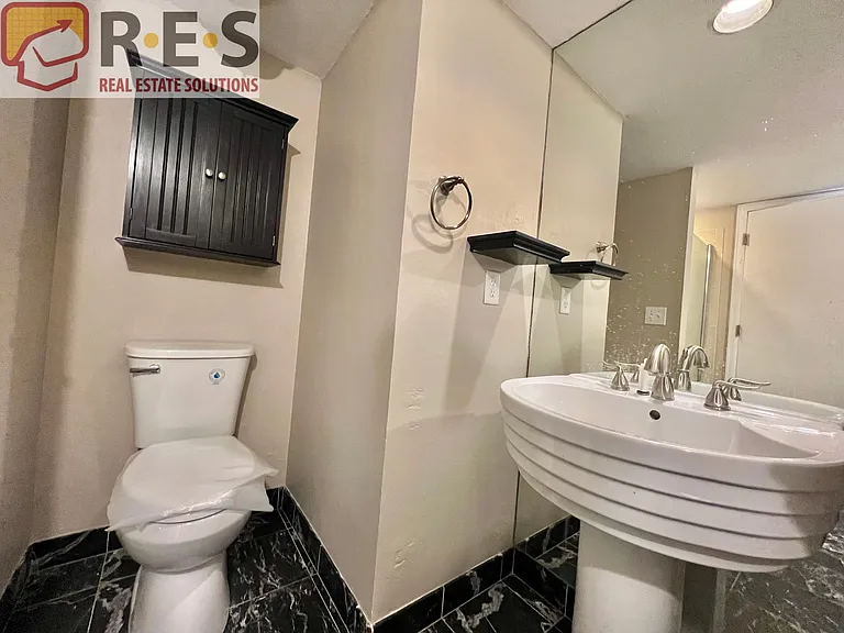 6483 S Havana St #B — Photo 9