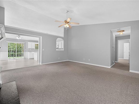 5th image of 2746 Fieldbrook Ln