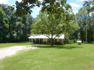 2203 Cooks Corner Rd, Lucedale, MS 39452