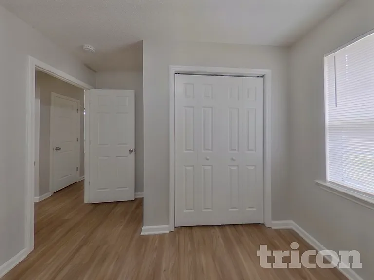 7112 Windsong Way — Photo 10