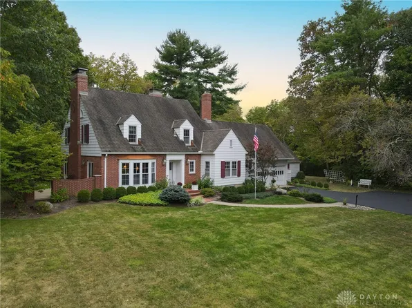 1221 Old Springfield Pike, Xenia, OH 45385