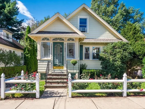 72 Westover St, West Roxbury, MA 02132