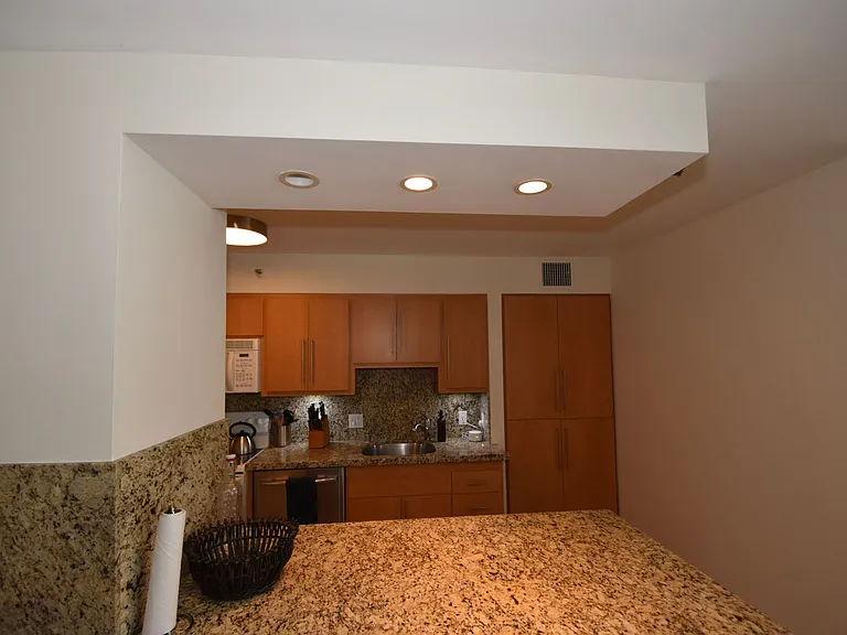 1820 Avenida Del Mundo #805 — Photo 30