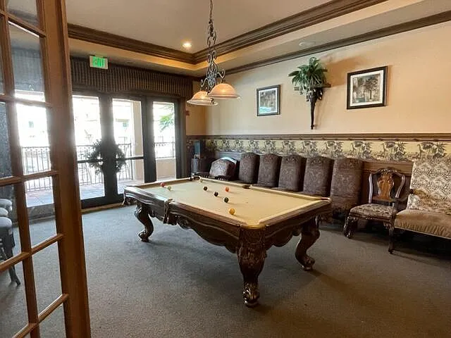 402 Villa Cir #402 — Photo 39
