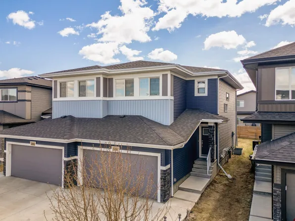2456 Kelly Cir SW, Edmonton, AB T6W 4G2