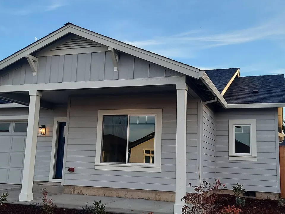 445 Cheney Loop