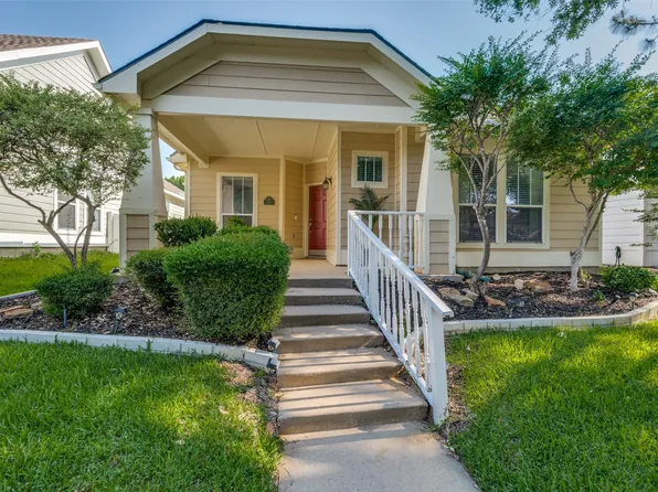 1375 Kingston Pl, Aubrey, TX 76227