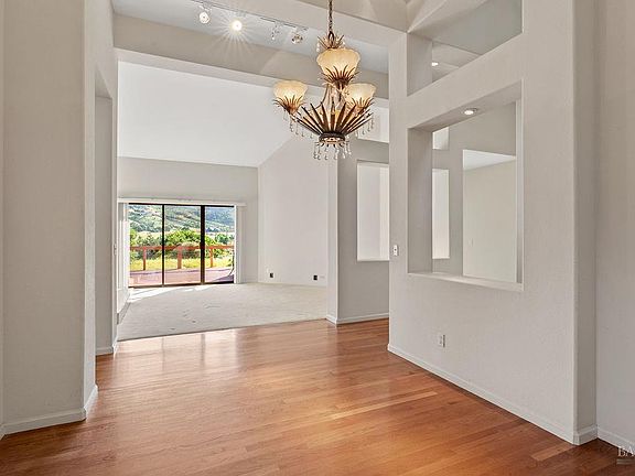 4th image of 6271 Meadowstone Drive