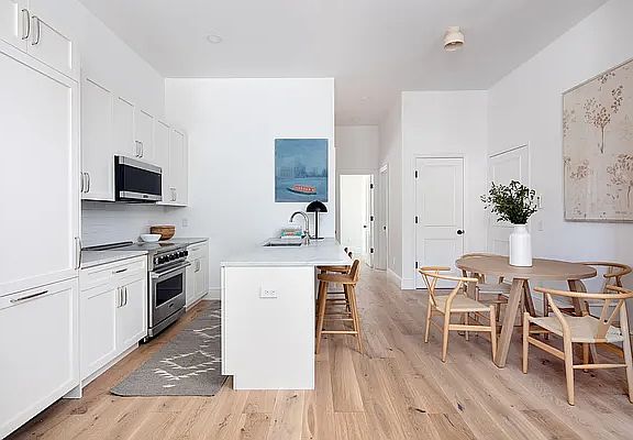 2nd image of 367 Atlantic Ave Floor 2