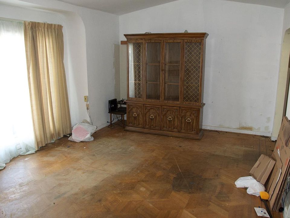 2nd image of 457 Citrus Ave