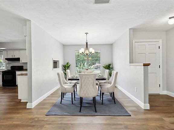 3rd image of 6226 NW 53rd Ter