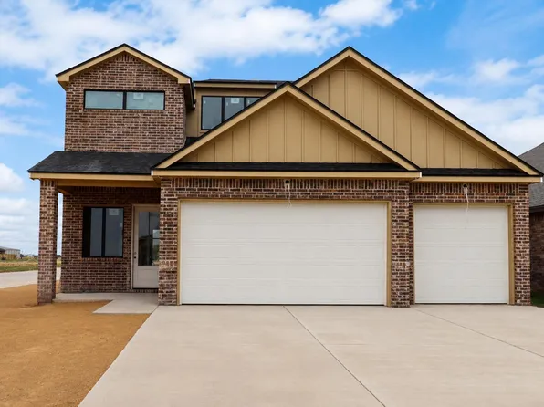 408 Essex Ln, Wolfforth, TX 79382