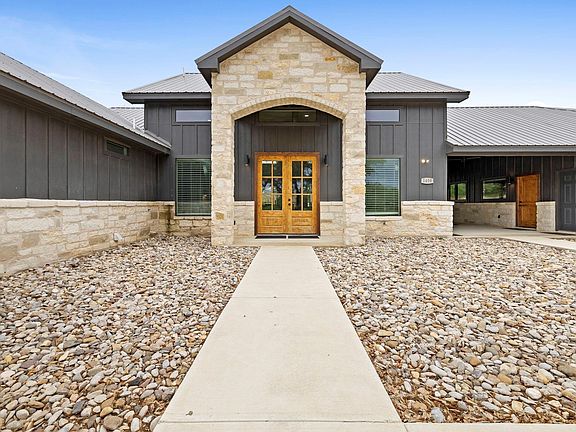 4th image of 1463 Mountain Valley Dr