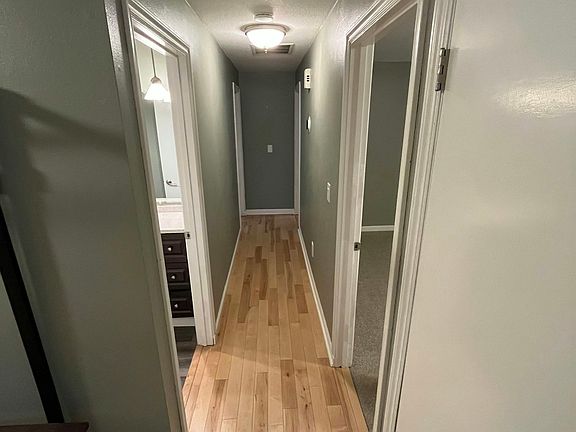 Hallway to bath/bedrooms