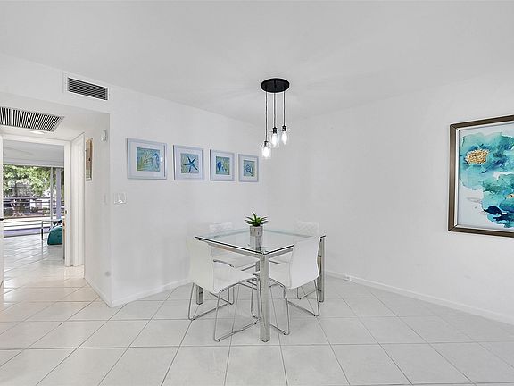5th image of 3404 Bimini Lane #J2